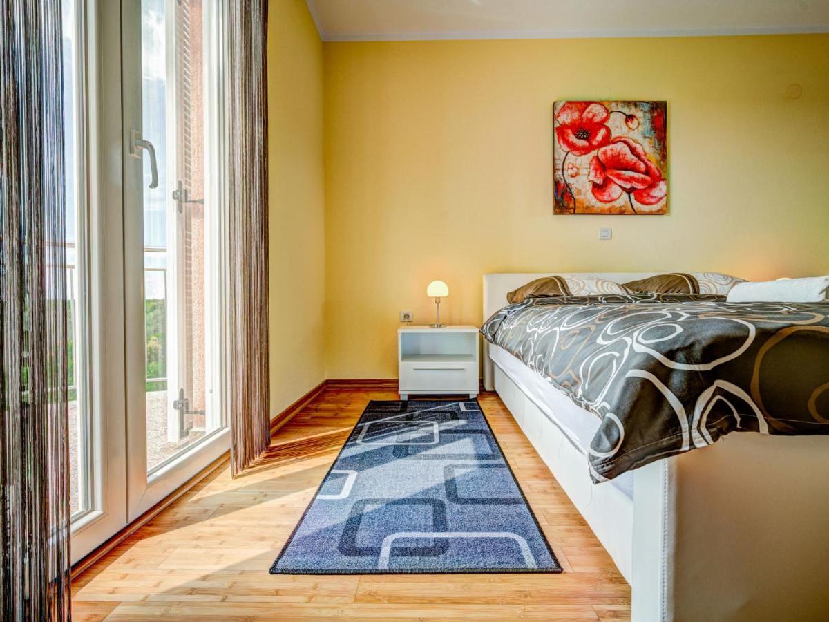 Apartment Tommy-2 By Interhome Kmeti エクステリア 写真